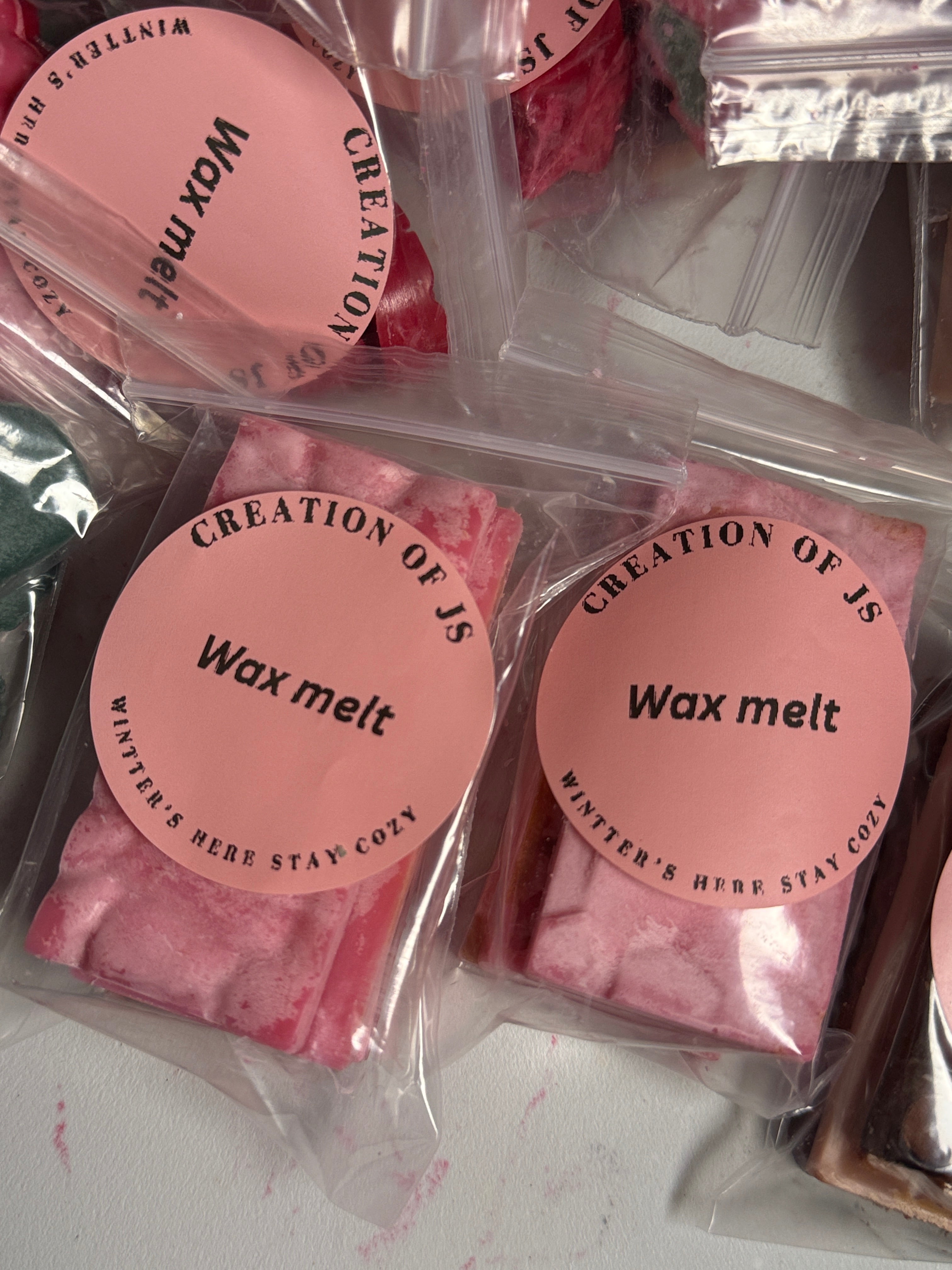 3 pack of Variety wax melt|different shapes|winter scented|different colors