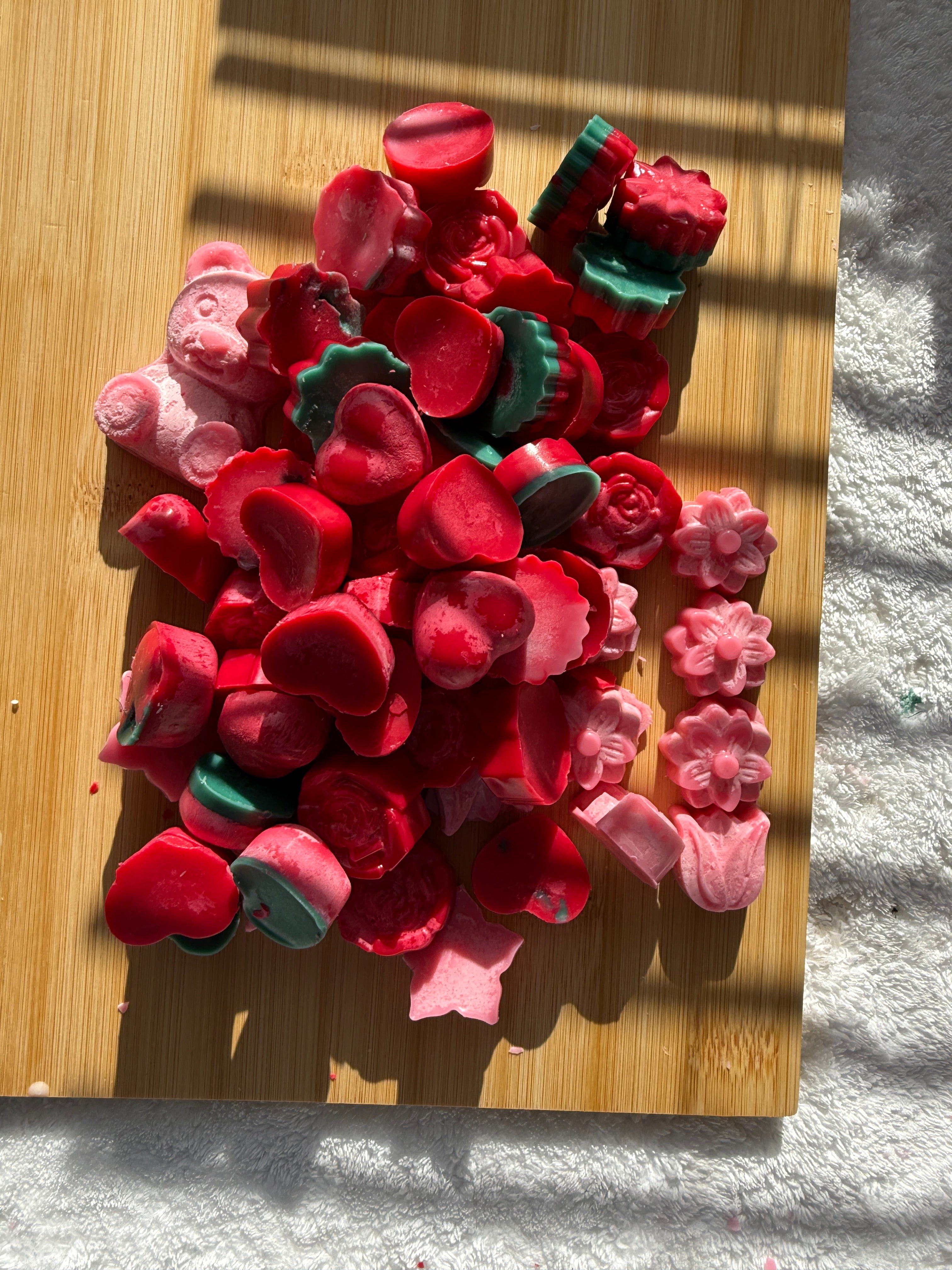 3 pack of Variety wax melt|different shapes|winter scented|different colors