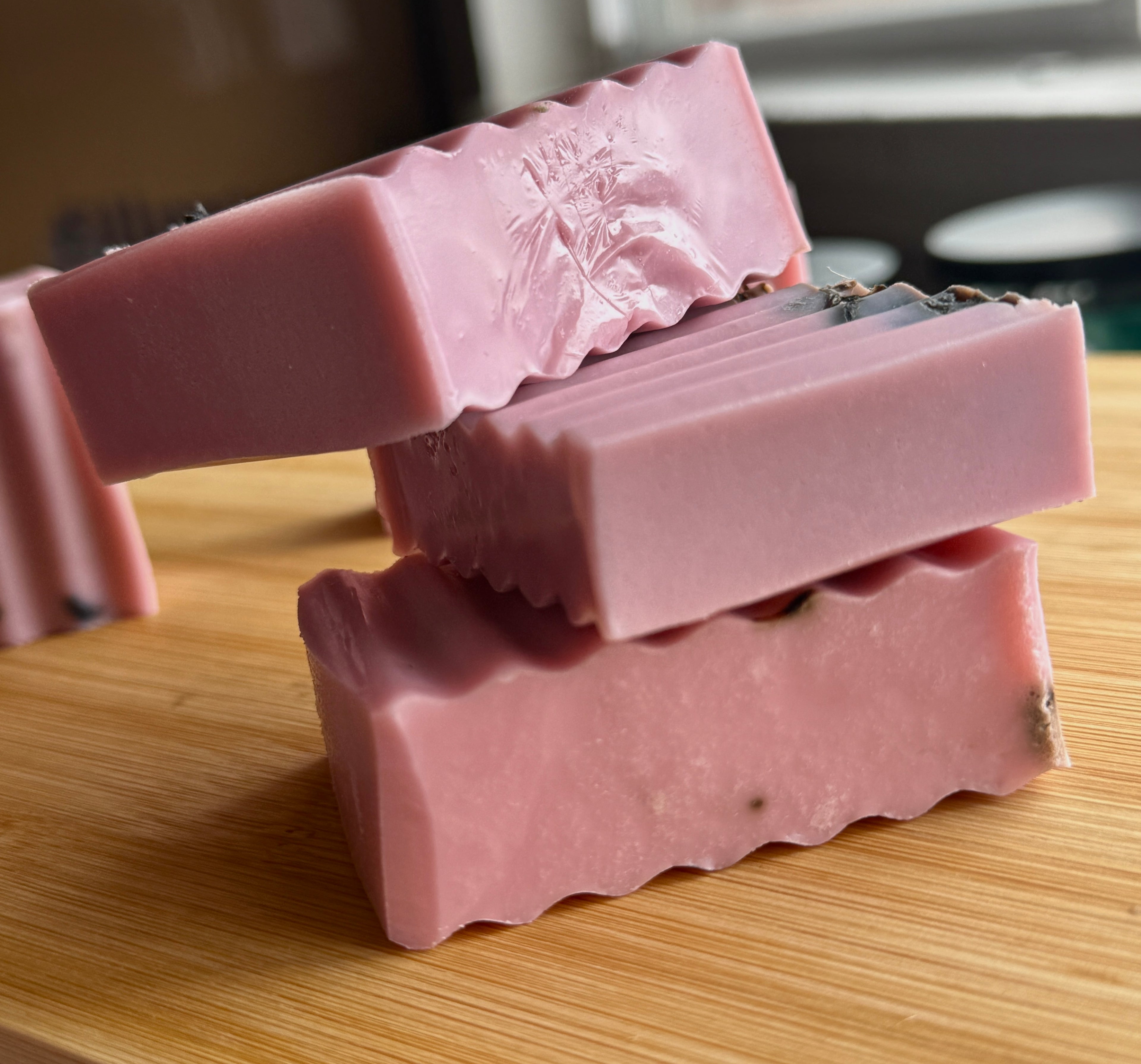 PH balance soap, prevent yeast infection/lightly scented/ hibiscus leaves / peppermint/jasmine.