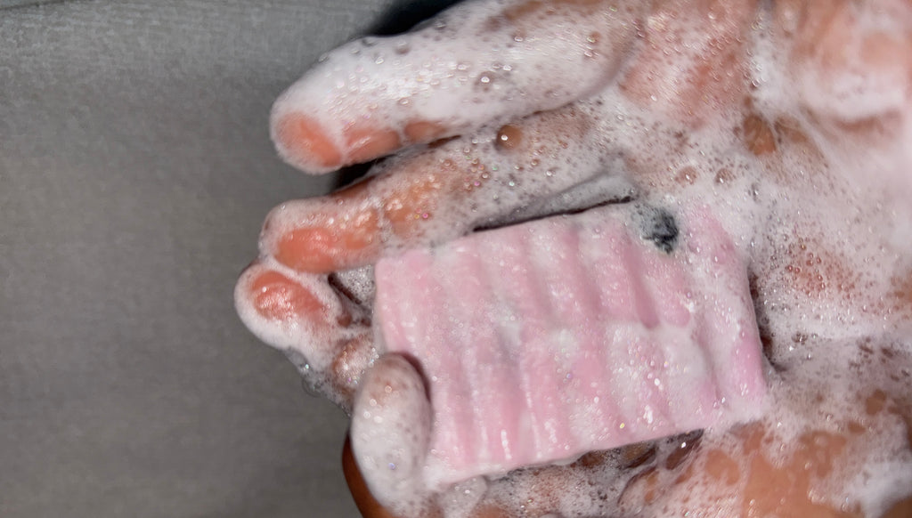 PH balance soap, prevent yeast infection/lightly scented/ hibiscus leaves / peppermint/jasmine.