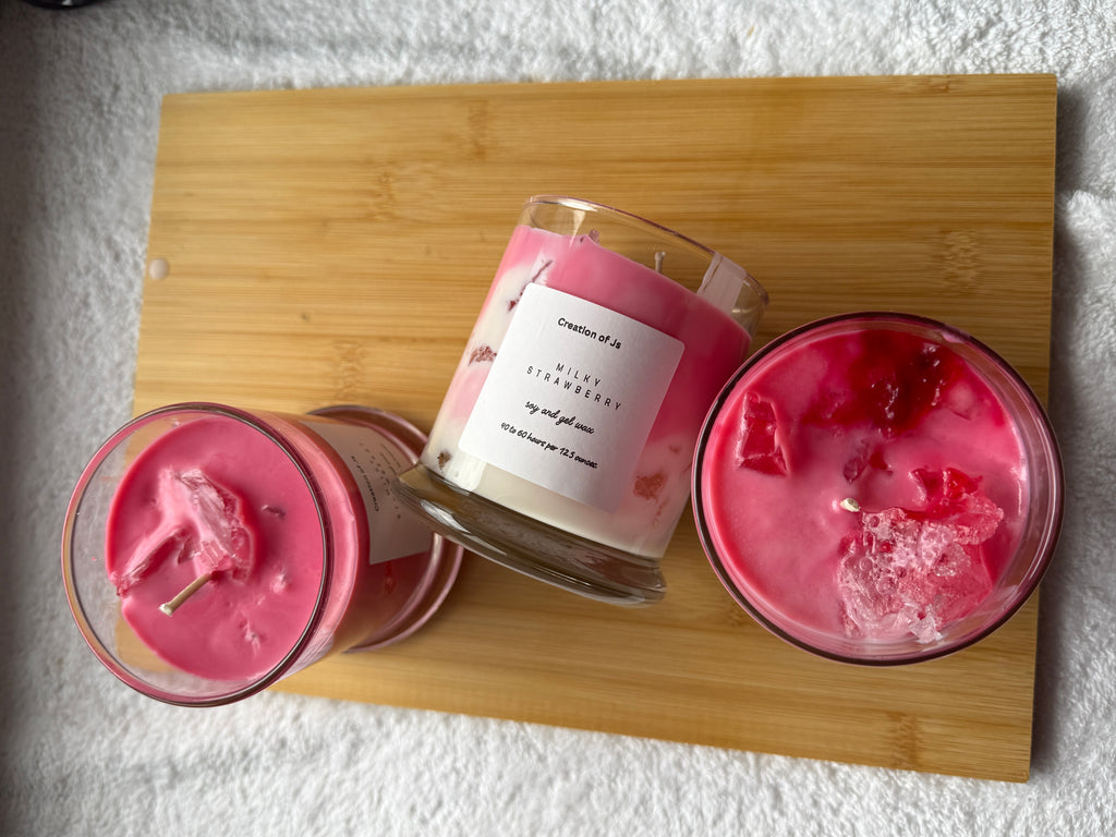 Iced milky strawberry