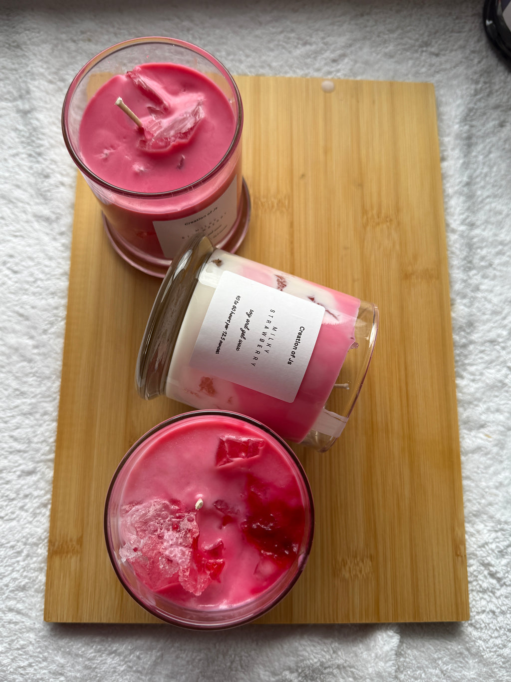 Iced milky strawberry