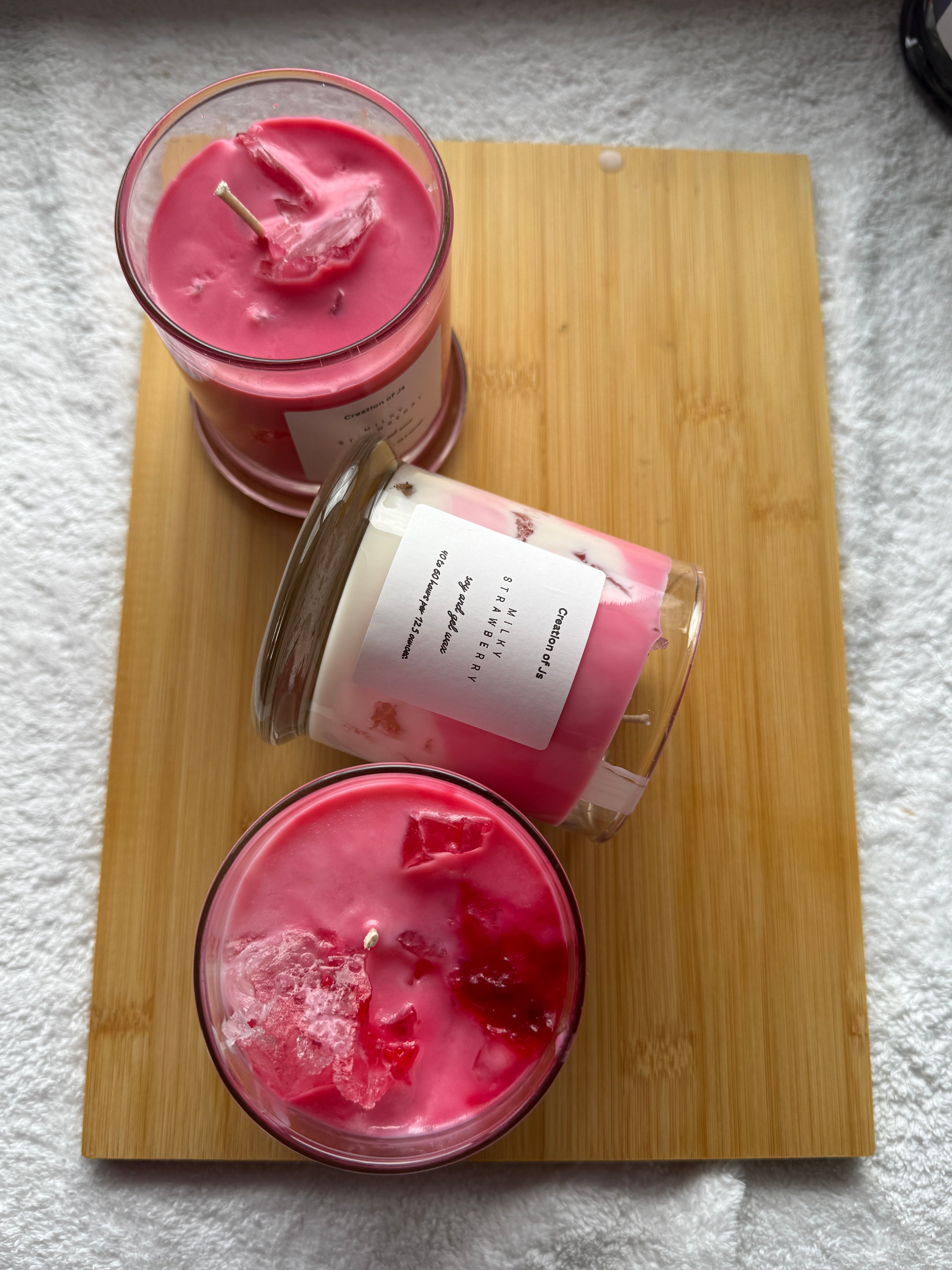 Iced milky strawberry