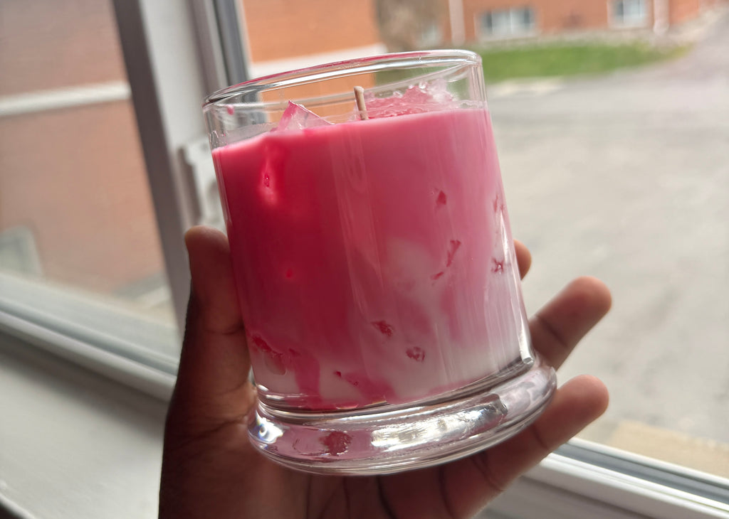 Iced milky strawberry