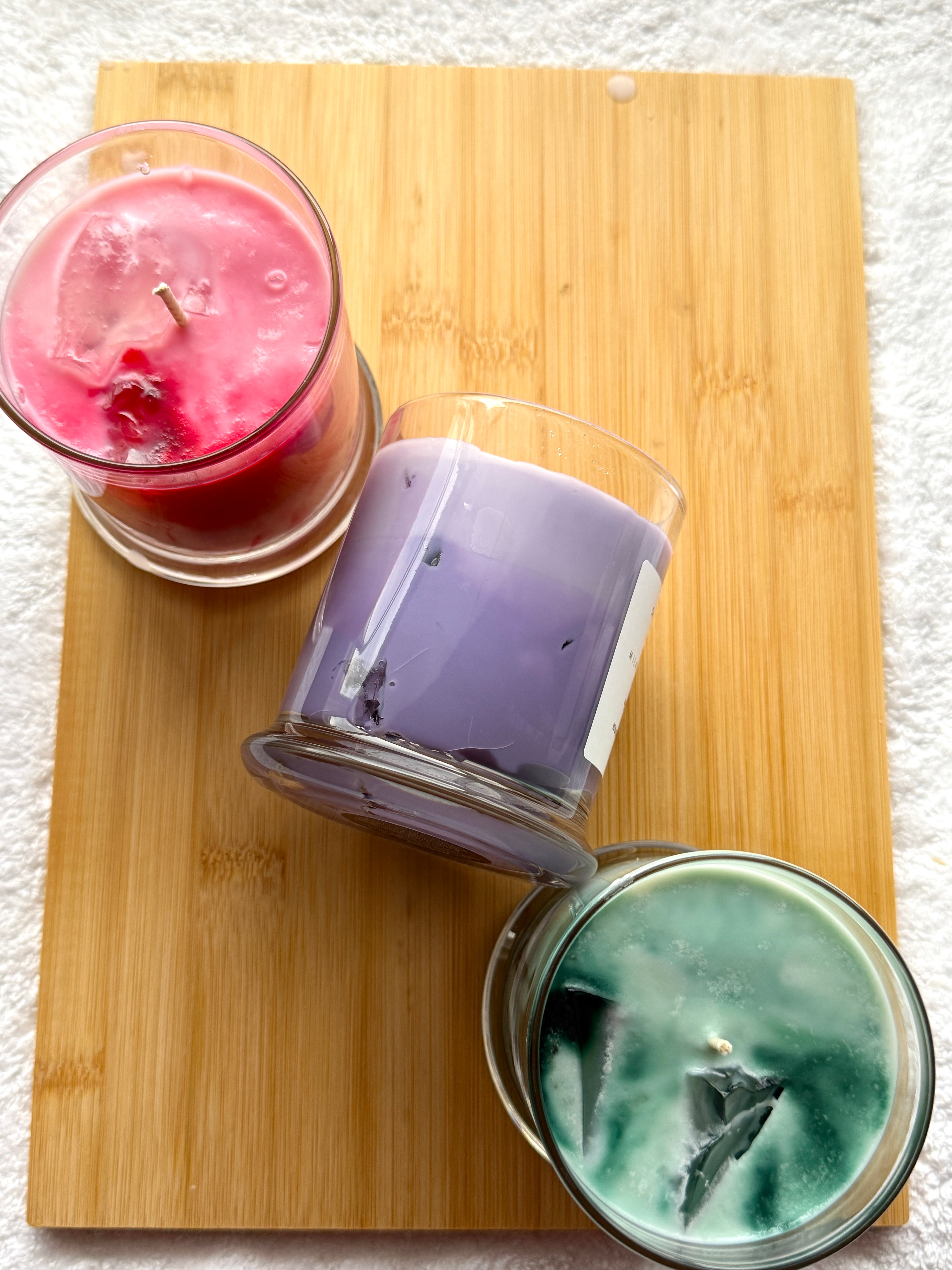 3 scented candles(1milky strawberry, 1 milky lavender, 1 iced matcha latte).